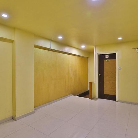 OYO 29992 Hotel Shreeji Palace Ahmedabad Buitenkant foto